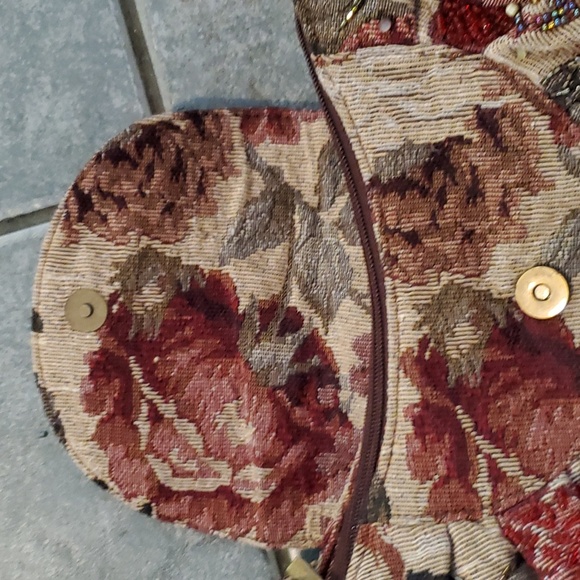 HONG SHI multi color carpet brocade purse - Picture 4 of 6